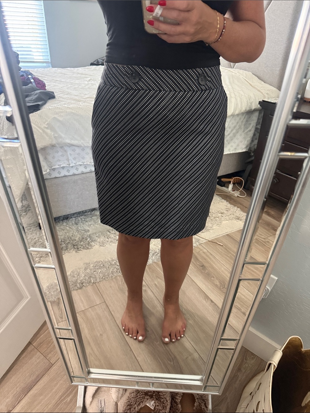 Worthington Black and White Pencil Skirt